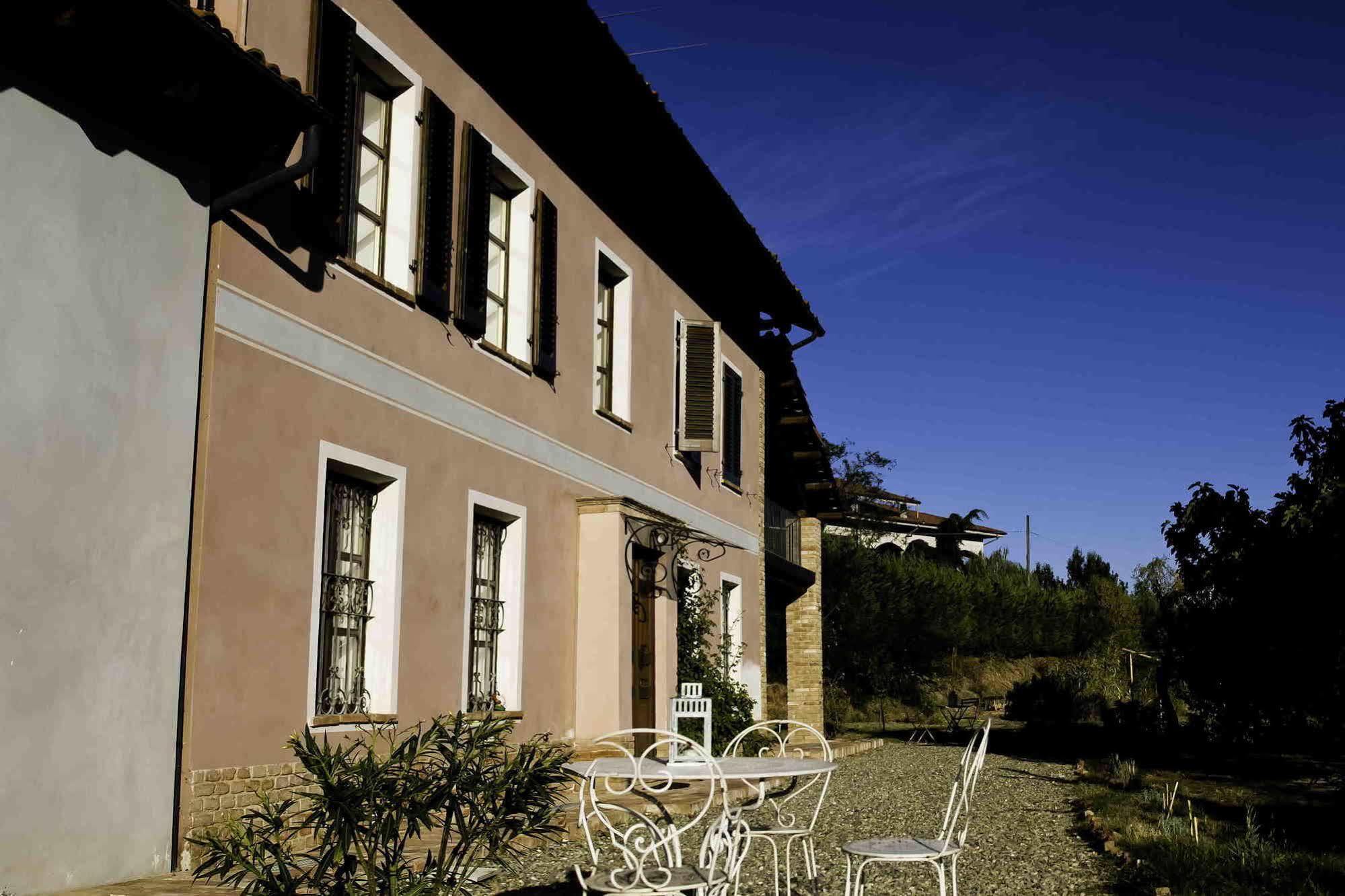 Gasthaus Casa Isabella Vaglio Serra Exterior foto